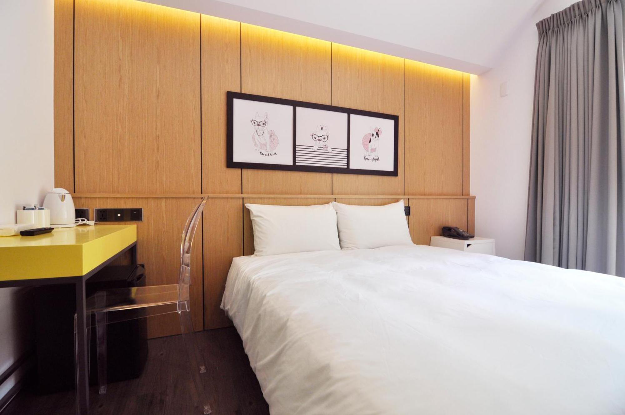 Feng Jia 25 Hotel Taichung Exterior foto